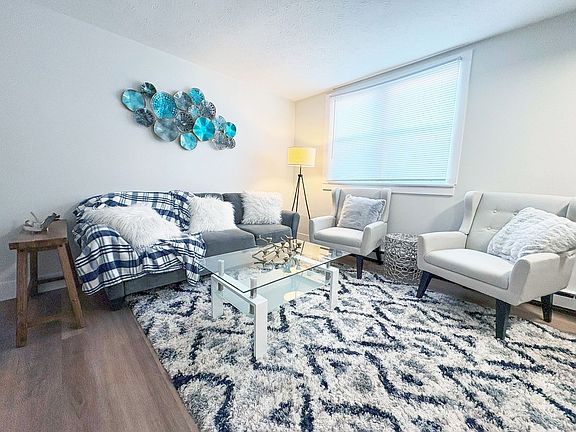 4th image of 1607 26th St NW APT 8