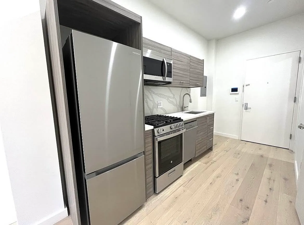 Building Photo - 135 W 126th St #3R