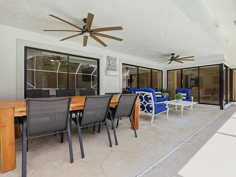 15600 Rolling Meadows Cir — Photo 16
