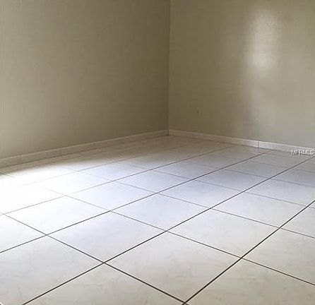 4th image of 3937 Biscayne Dr