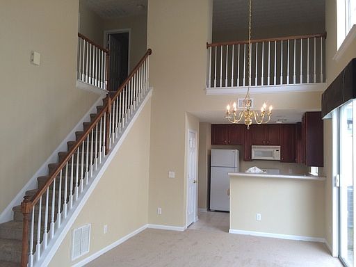 5th image of 190 Swanee Ln