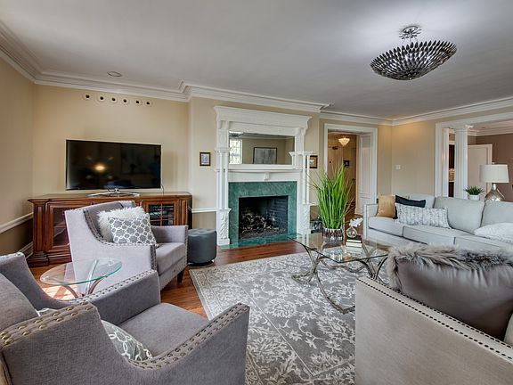 5th image of 3800 N Lake Shore Dr #2A