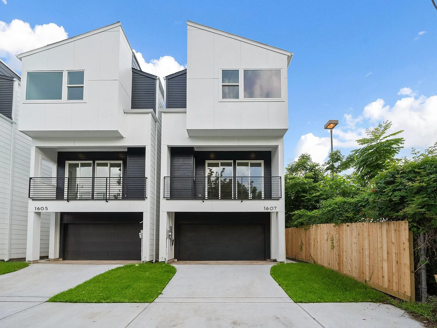 3 bed, 3.5 bath, 2047 sqft, $3,500 — Photo 3