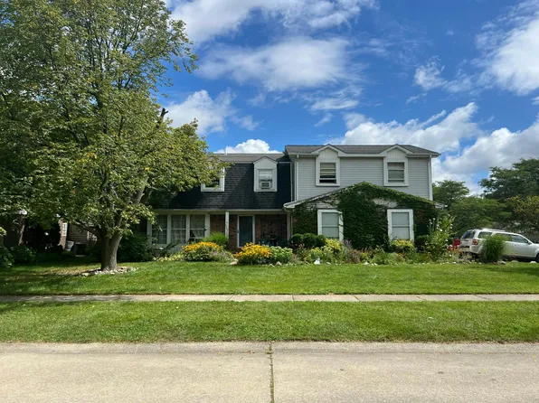 8200 Mannington Rd, Canton, MI 48187
