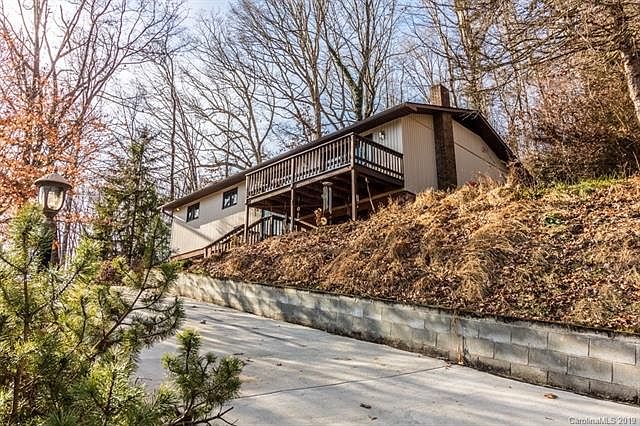 1st image of 15 Mountain View Dr