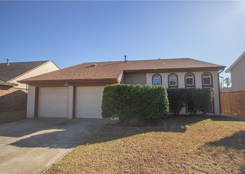 1st image of 1932 Pawnee Dr