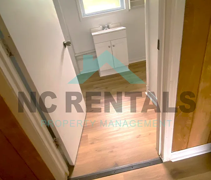 730 Motor Rd — Photo 26