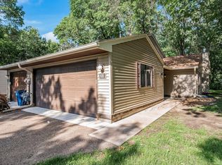 102 South Dr #E, Circle Pines, MN 55014
