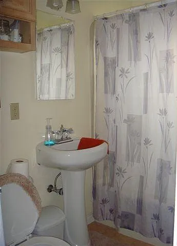 220 N Humboldt St #11 — Photo 6