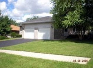 5648 Elaine Dr, Rockford, IL 61108