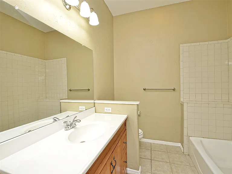 15202 Flamingo Dr — Photo 23