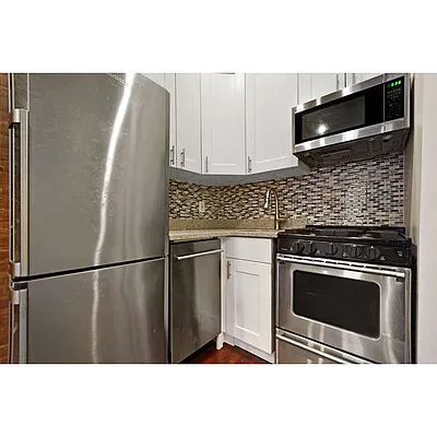 Rented by Compass | media 12