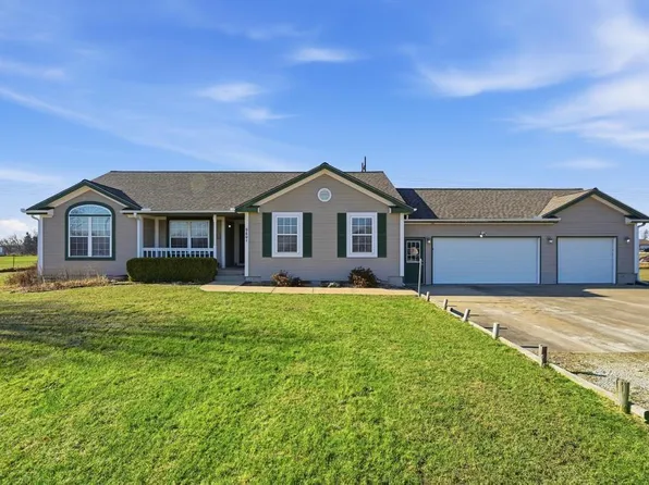 9801 E Seville Cir, Peculiar, MO 64078