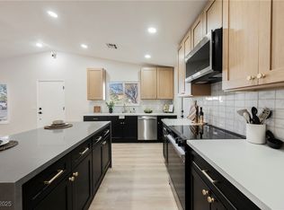 6601 Boxwood Ln, Las Vegas, NV 89103