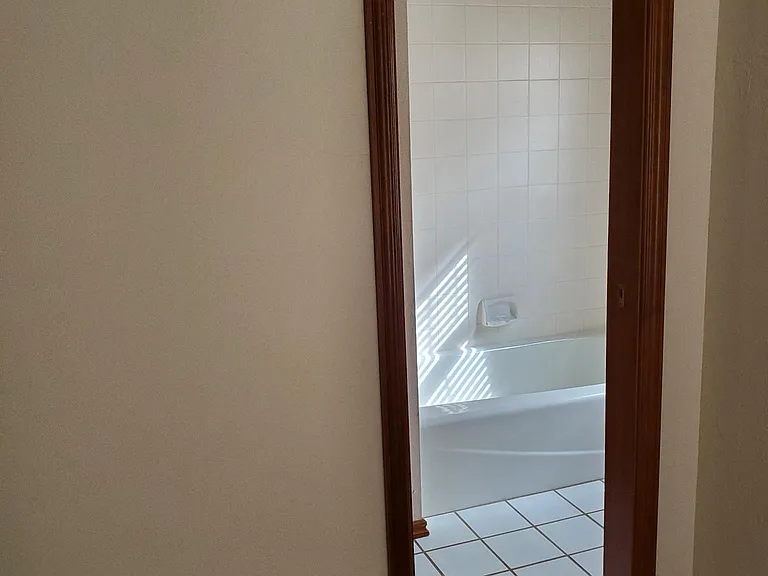 Jack & Jill Bath