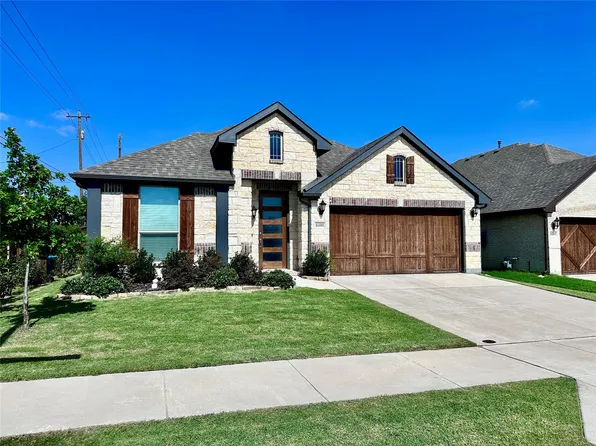 11401 Falcon Trace Dr, Fort Worth, TX 76244