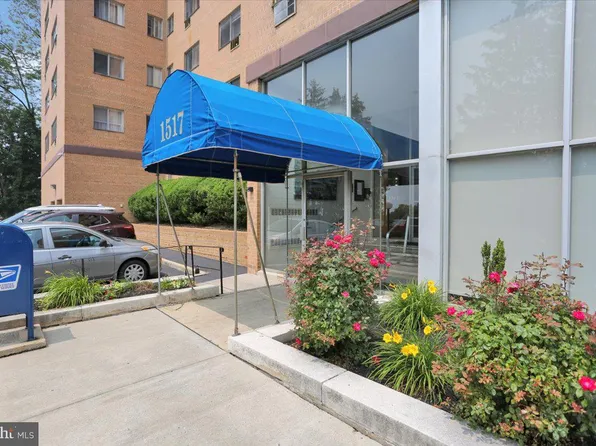 1517 Hill Rd APT L1, Reading, PA 19602