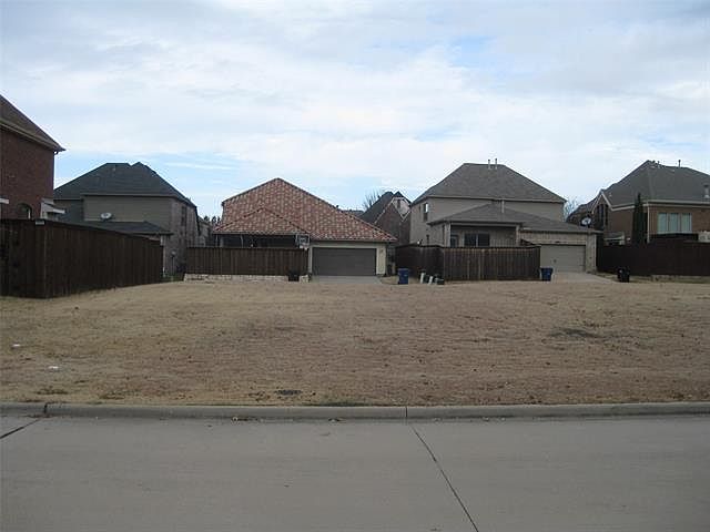 1st image of 2312 Chenault Dr