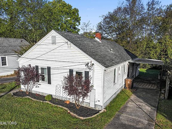3rd image of 2207 Belvoir Ave