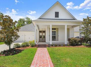 1938 Sugar Cane Ln, Baton Rouge, LA 70810