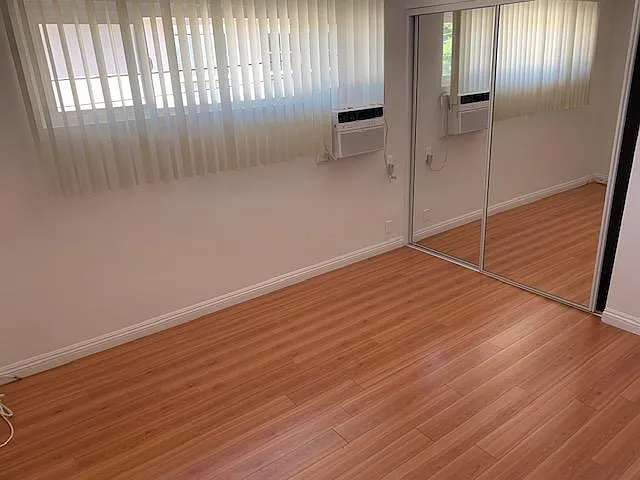 1527 S Shenandoah St #4 — Photo 13