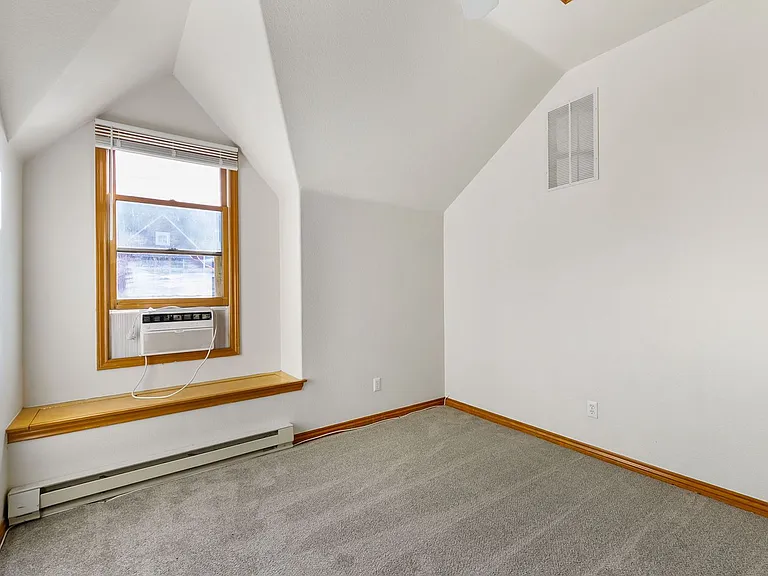 415 Mason Ct #1B — Photo 7