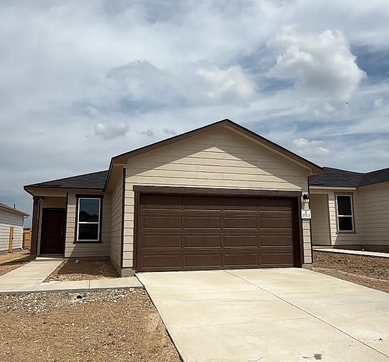15513 Bonito Loop