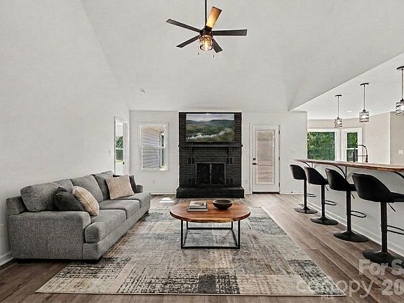 3rd image of 8379 Harvell Rd