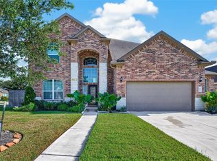 66 Carmel Dr, Manvel, TX 77578