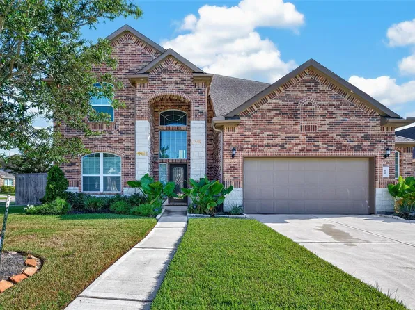 66 Carmel Dr, Manvel, TX 77578