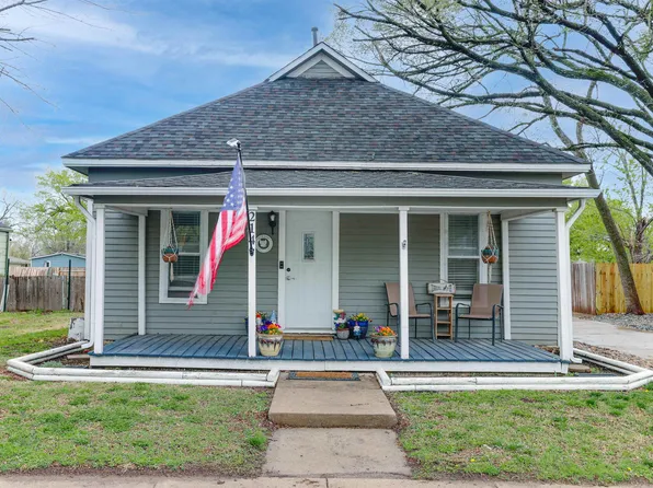 214 S Rose Hill Rd, Rose Hill, KS 67133