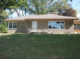 405 N Cleveland Ave, Galien, MI 49113