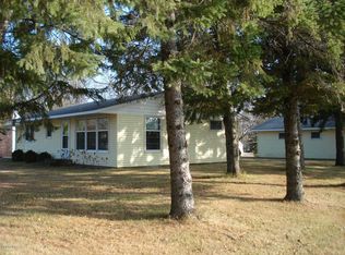 421 W Soo St, Parkers Prairie, MN 56361