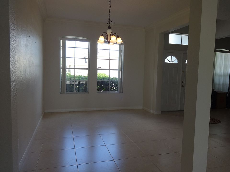 1st image of 18268 Thornhill Grand Cir