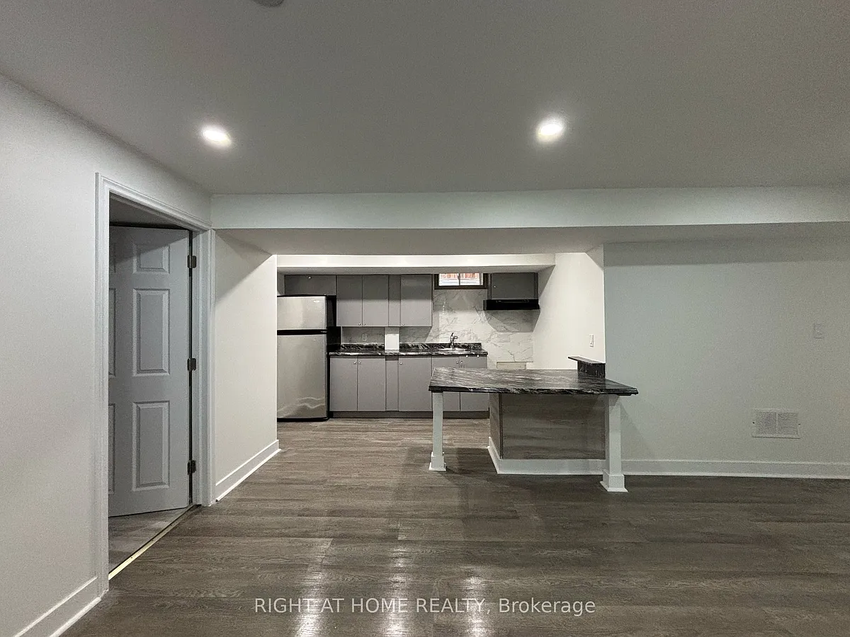 Photo 2 of 16 - 65 Mildenhall Pl #BASEMENT - Whitby, ON Building Photo - 65 Mildenhall Pl #BASEMENT