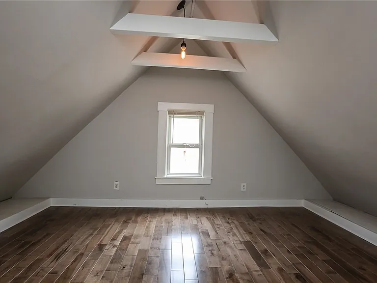 29 Birch Cres #UP — Photo 31