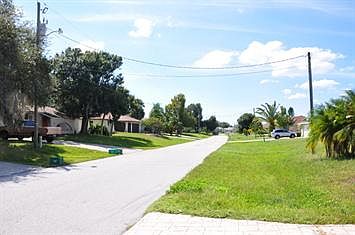 2nd image of 47 Bunker Ln