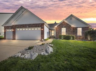 25 Aspen Ridge Ct, Saint Peters, MO 63376