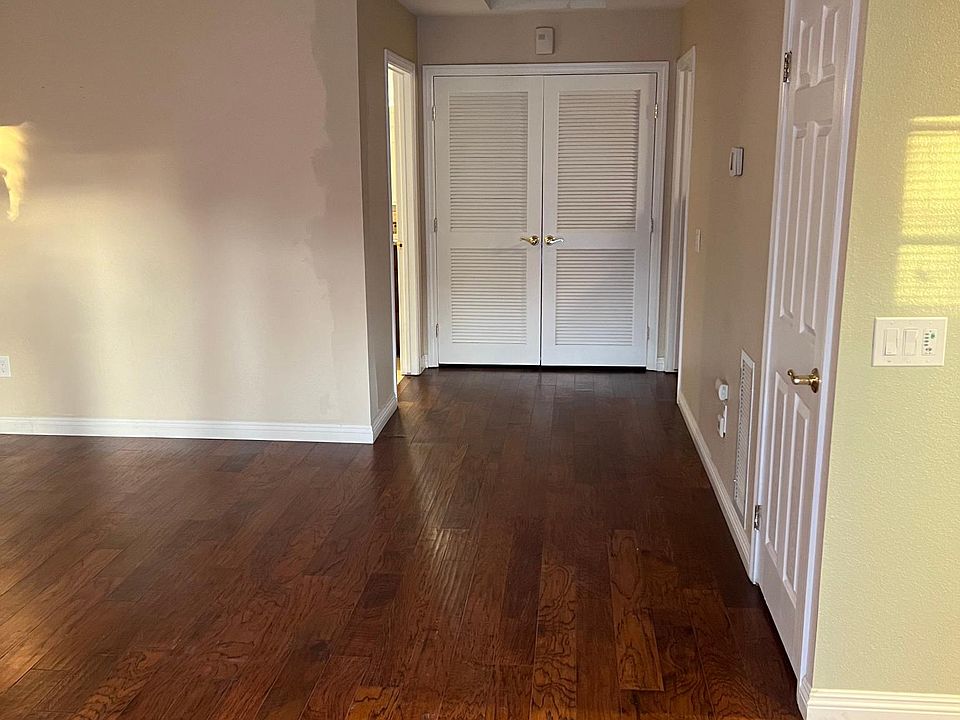 1st image of 8065 Thoroughbred St