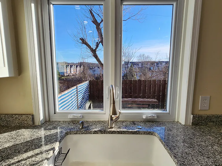 3534 Cresson St — Photo 7