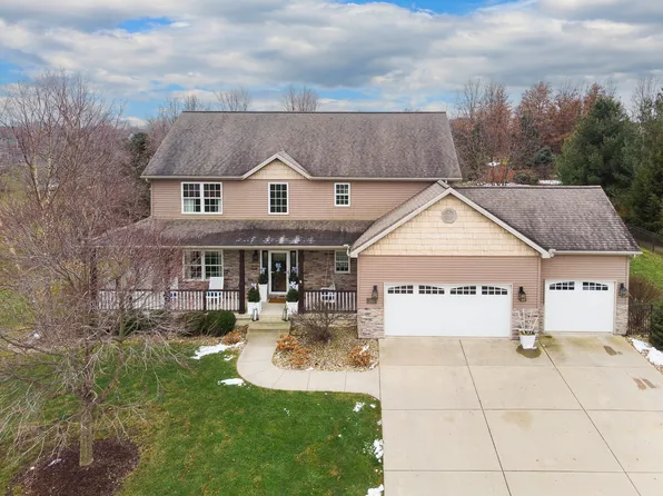 14639 Knob Hill Dr, Heyworth, IL 61745