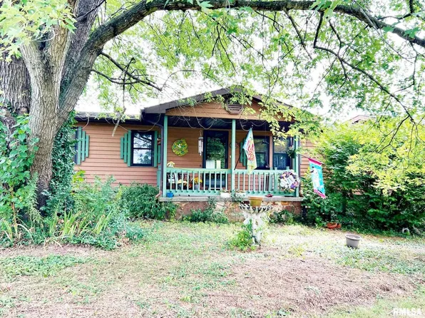 2516 Strawberry Rd, Metropolis, IL 62960