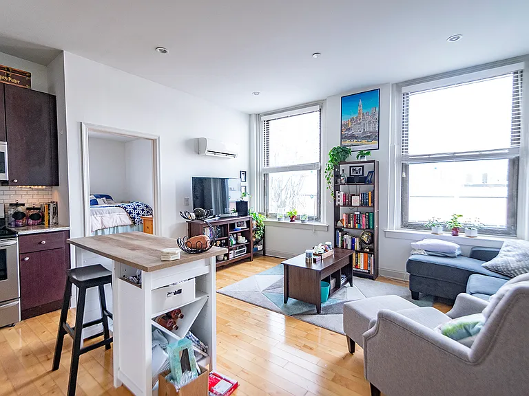 Queen Village Lofts — Photo 19