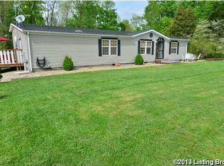 8410 Indian Bluff Rd NE, Georgetown, IN 47122