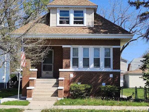 5036 W Addison St, Chicago, IL 60641