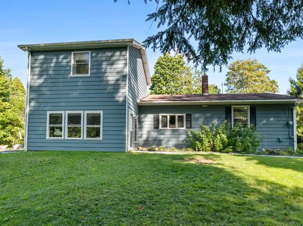 10707 Wattsburg Rd, Erie, PA 16509