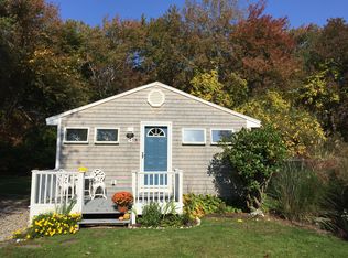 8 Presque Isle Trl, Narragansett, RI 02882