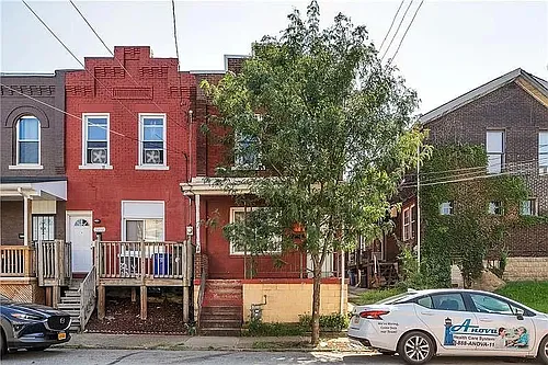 3230 Ward St Photo 1