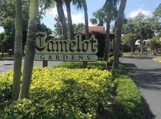 303 SE Castle Ct #3-C, Pt Saint Lucie, FL 34952