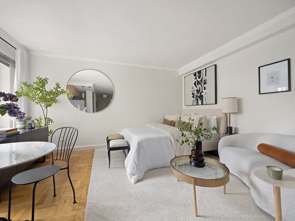 166 East 63rd Street image 1 of 10